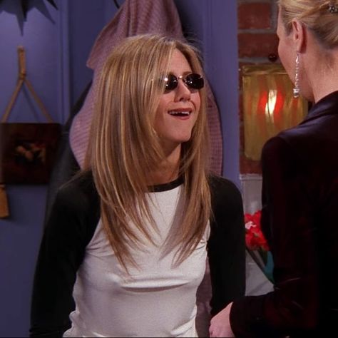 Estilo Rachel Green, Rachel Green Hair, Jeniffer Aniston, Rachel Green Outfits, Friends Scenes, Jenifer Aniston, Jen Aniston, Friends Cast, Phoebe Buffay