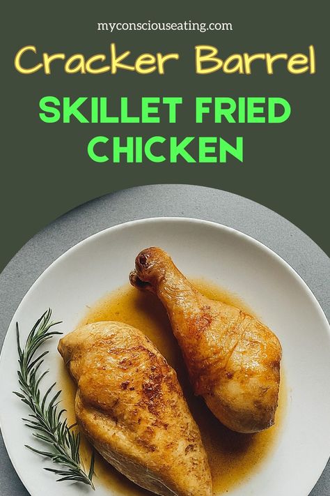 Skillet fried chicken with a sprinkle of herbs Skillet Fried Chicken, Savory Meatloaf, Cracker Barrel Copycat Recipes, Cracker Barrel Recipes, Homemade Peach Cobbler, Cornish Hen Recipe, Fried Chicken Recipe, Sweet Cornbread, Southern Dishes