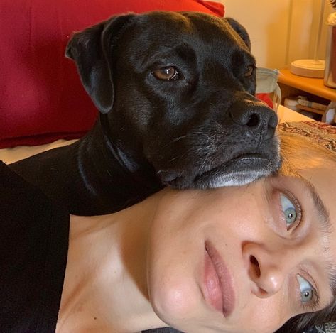 fiona apple and her dog Fiona Apple 2020, Music Soulmate, Spiritually Connected, Lucas Jade Zumann, Liz Phair, Celebrity Dogs, Fiona Apple, Pitbull Pictures, Jaden Smith