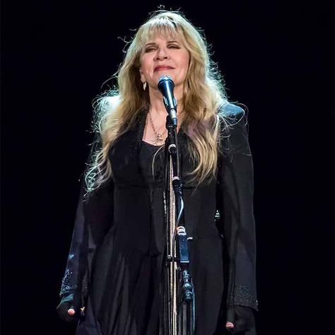 "LEATHER AND LACE (AND DON HENLEY)" Ukulele Tabs by Stevie Nicks • UkuTabs Stevie Nicks Albums, Rumours Album, Ukulele Chords Chart, Mick Fleetwood, Don Henley, Stephanie Lynn, Ukulele Tabs, Ukulele Chords, Classic Songs