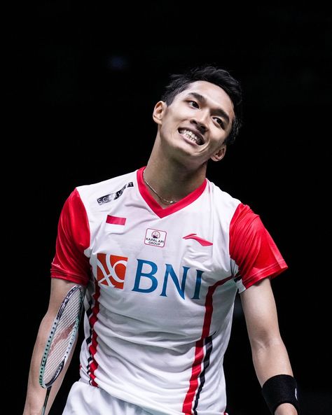 Badminton Wallpaper, Jonathan Christie, Thomas Cup, Badminton Photos, Badminton Player, Aesthetic Cover, Jo Jo, Badminton Racket, Apa Aja