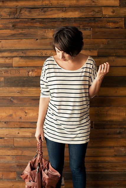 Comfy yet classy. Sunday Crossbow, Clothes Encounters, Sunday Inspiration, The Obsession, Gamine Style, Striped Shirts, Creative Spaces, Comfy Chic, Stripe Shirt