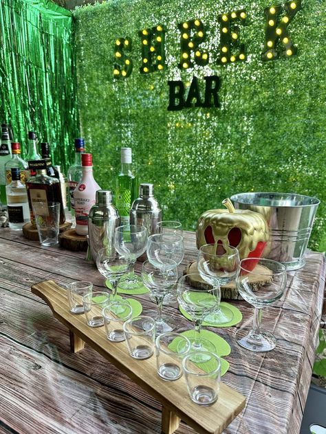 Adult Shrek birthday party  | CatchMyParty.com Shrek Adult Birthday Party, Shrek Cocktails, Shrek Birthday Party Ideas, Shrek Themed Birthday Party, Shrek Birthday Party, Shrek Halloween, Swamp Party, Shrek Birthday, Shrek Party