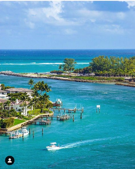 Jupiter FL Stuart Florida, Palm Beach Style, Jupiter Florida, Cape Canaveral, Jupiter Fl, Coastal Life, Florida Living, Old Florida, Florida Travel