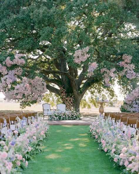 Dream Fantastic Flowers, Ceremony Inspiration, Pastel Wedding, Wedding Aisle, Texas Wedding, Wedding Mood, Dreamy Wedding, Ceremony Decorations, Outdoor Ceremony