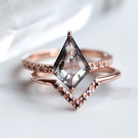 2,635 Likes, 21 Comments - Capucinne 💎 (@capucinnejewelry) on Instagram: “‘She’s the salt to my pepper’ takes a whole new meaning with this one 🤍🖤 Tag ‘the salt to your…” Crane Wedding, Kite Ring, Pepper Diamond Engagement Ring, Kite Diamond, Pepper Diamond Ring, Salt Pepper Diamond, Cute Engagement Rings, Diamond Pendant Sets, Future Engagement Rings