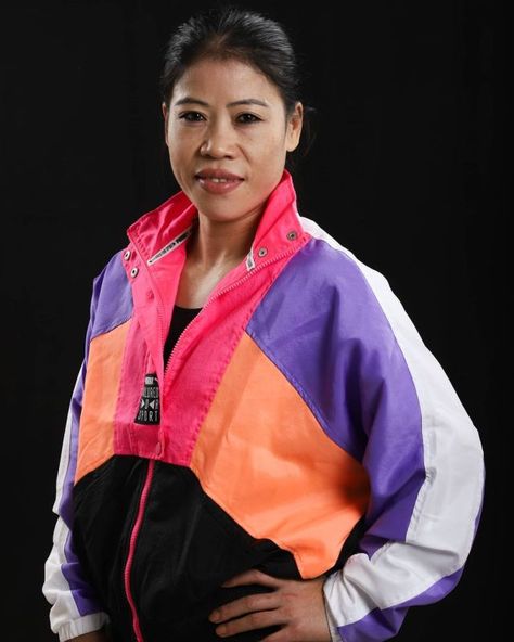 Boxing legend Mary Kom’s last chance at Olympic glory came to an abrupt end at the pre-quarters of the women’s flyweight (51kg) category at the Tokyo 2020 Olympics. When she lost to Colombian Ingrit Valencia in a 2:3 split decision. Surprisingly, Mary Kom did not even realise that the bout was awarded to the opponent ... The post ‘I apologize to India for not winning an Olympic Medal,’ says distraught Mary Kom appeared first on Urban Asian. Mary Kom, Split Decision, Pictures Of Mary, 2020 Olympics, Olympic Medals, Asian Games, Nft Marketplace, Commonwealth Games, Tokyo 2020