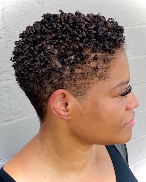 Tapered Curly Bob Natural Curls, Black Woman Tapered Haircut, Long Tapered Natural Hair 4c, 4c Tapered Haircut Round Face, Grown Out Tapered Natural Hair, Super Short Hair Black Women, Short Tapered Natural Hair, Tapered Afro Women Shape, Natural Hair Haircuts