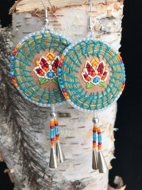 Birch bark embroidered with dyed porcupine quills, bordered with turquoise cotton thread, edged with glass beads, tassels with glass and nickel beads and silver cones. Pine Needle Jewelry, Sweetgrass Earrings, Sweet Grass Beaded Earrings, Beaded Birch Bark Earrings, Quill Earrings Porcupine, Porcupine Quill Jewelry Naturebeads, Birch Bark Earrings Native American, Porcupine Quill Necklace, Porcupine Quillwork Plains Indian