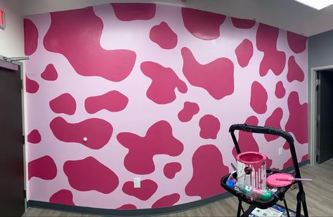 Cowprint Walls, Cow Print Wall, Bedroom Wall Paint Colors, Pink Hallway, Pink Cow Print, Down Ceiling Design, Salon Suites Decor, Beauty Room Decor, Bedroom Wall Designs