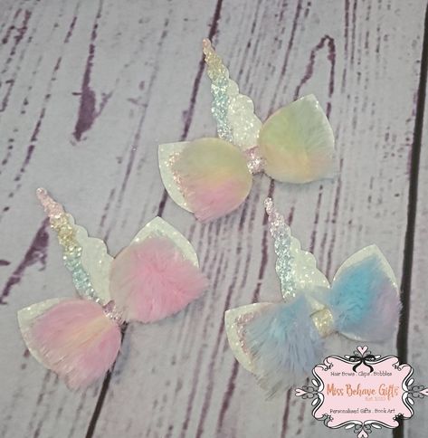 Unicorn Bows Hair Clips, Faux Bows, Unicorn Hair Bow, Clip Ideas, Girl Shower Themes, Making Bows, 21st Birthday Decorations, Craft Market, Hair Bow Clip