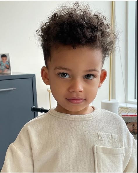 Baby Boy Hairstyles, Cute Mixed Babies, Cute Black Babies, Beautiful Black Babies, Mixed Kids, Foto Baby, Mixed Babies