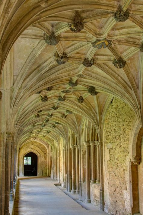 The interiors of Lacock Abbey in Wiltshire stood in for Mr Darcy’s alma mater, Cambridge, during flashback scenes to his time as a student in the 1995 BBC miniseries. It was also used in some of the Harry Potter films (Lacock Abbey in the village of Lacock, Wiltshire, England, was founded in the early 13th century by Ela, Countess of Salisbury, as a nunnery of the Augustinian order. Wikipedia) Three Story House, Wiltshire England, Scrapbook Pictures, Uk Holidays, Harry Potter Films, England Uk, England Travel, Salisbury, British Isles