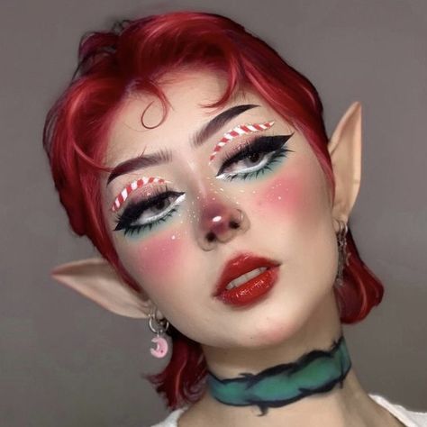 Alternative Christmas Makeup, Crismas Makeup Look, Christmas Makeup Aesthetic, Cute Elf Makeup, Christmas Elf Makeup Looks, Elf Makeup Looks Christmas, Aesthetic Christmas Makeup, Elf Makeup Christmas, Creative Christmas Makeup Ideas