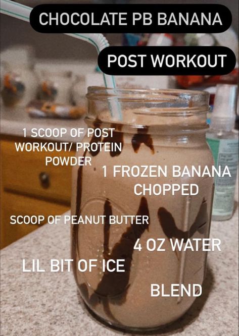 Workout Shakes Recipes, How To Make A Protien Shake With Protien Powder, Protein Shake Recipes Breakfast, Protein Shake Chocolate Powder, Good Chocolate Protein Shakes, Post Workout Dessert, Post Workout Protein Shake Recipes, Workout Smoothies Protein, Protein Shake Easy