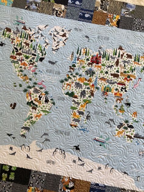 Travel Quilt Pattern, World Map Quilt Ideas, World Map Quilt Pattern, World Map Quilt, Map Pattern Fabric, Map Quilts, Fabric Map Of Usa, Edge To Edge Quilting, Minky Quilt