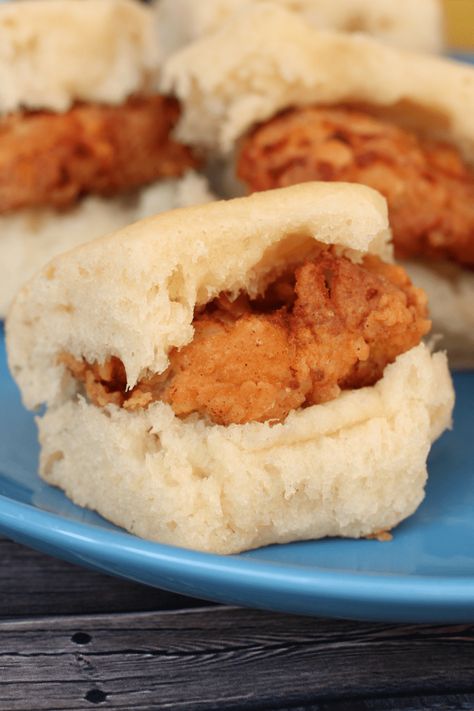 Chicken Minis on Sunday! Chick-Fil-A Copycat Recipe Chick Fil A Breakfast Bowl, Chick Fil A Recipe, Chicken Breakfast Recipes, Copycat Chick Fil A, Mini Breakfast, Chicken Minis, Chicken Breakfast, Ultimate Breakfast, Mini Sandwiches