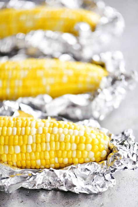 Roast Corn, Corn In The Oven, Oven Roasted Corn, Buttery Corn, Cook Corn, Cob Oven, Mexican Corn Salad, Gunny Sack, How To Cook Corn