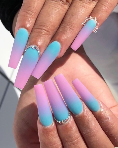 Blue Pink Ombre Nails, Long Pink Acrylic Nails, Cotton Candy Nails, Blue Ombre Nails, Pink Ombre Nails, Sassy Nails, Nail Art Designs Videos, Nail Art Wedding, Pink Acrylic