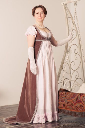 Regency Gown, Regency Era Fashion, Court Dresses, Royal Clothing, Regency Dress, Regency Fashion, Dress Tutorials, Vintage Gowns, Empire Dress