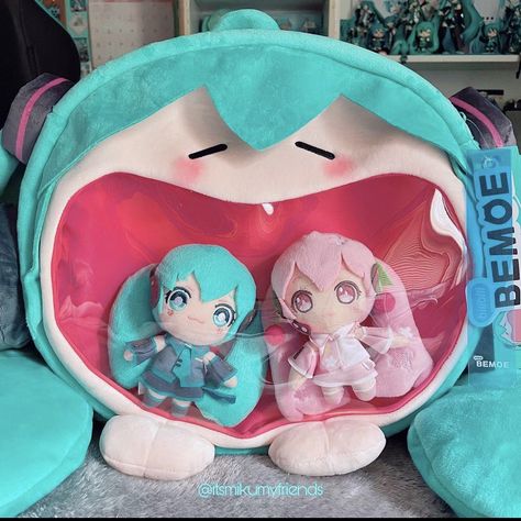 Miku Plushies, Miku Reference, Miku Bag, Silly Plushies, Paint Brush Drawing, Ita Bag, Pixel Art Characters, Anime Inspired Outfits, Gamer Room