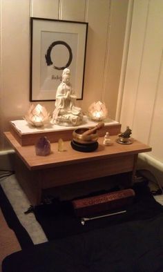 Buddhist altar / meditation Zen Altar, Sala Zen, Meditation Alter, Meditation Station, Sacred Space Altar, Yoga Meditation Room, Meditation Room Decor, Meditation Corner, Buddhist Altar