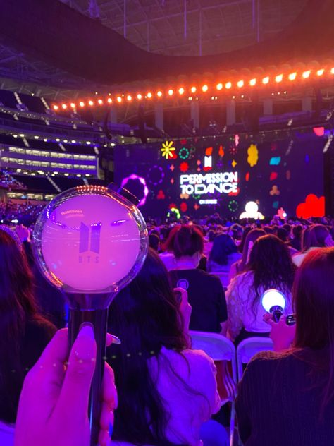 Concert POV of BTS Permission to Dance Vision Board Pov, Bts Vision Board, Bts Core Aesthetic, Bts Concert Photos, Bts Concert Pics, Bts Concert Aesthetic, Bts Permission To Dance Concert, Concert Manifestation, Manifestation 2024