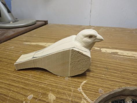 Bird Carving Patterns, Rocking Chair Plans, Sculpture Art Projects, Whittling Projects, Carved Wooden Birds, Simple Wood Carving, Wood Carving For Beginners, Wooden Toys Plans, Bird Carving