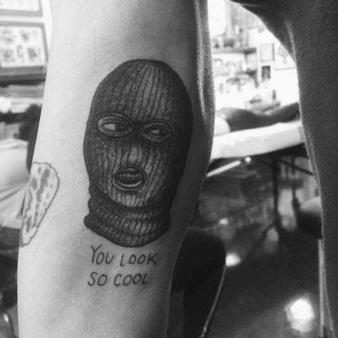 Kurtis Conner on Instagram: “AHH I AM THE HAPPIEST BOY THANK YOU @jenniferlawes FOR MAKING MY DREAMS COME TRUE YET AGAIN.” Robbery Tattoo, Robbers Tattoo, Robbers The 1975, 1975 Tattoos, The 1975 Tattoo, Kurtis Conner, My Dreams Come True, Sick Tattoo, C Tattoo