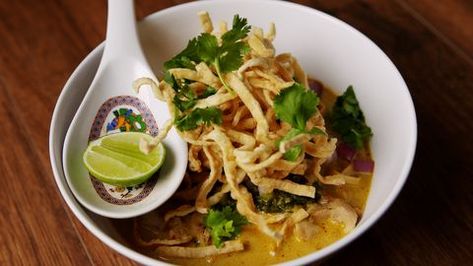 Khao Soi Recipe, Kao Soi, Coconut Curry Noodles, Red Curry Shrimp, Thai Noodle Soups, Shrimp Noodles, Crispy Noodles, Khao Soi, Mushroom Broth