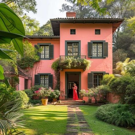 Tropical Exterior Paint Colors, Dark Pink House Exterior, Salmon Pink House Exterior, Pink Spanish House, Outdoor Wall Painting Ideas Exterior Colors, Coral House Exterior, Pink House Exterior, Exterior Wall Paint, Wall Paint Ideas