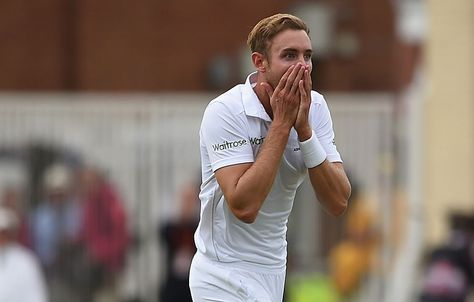 England v Australia, 4th Investec Test, Trent Bridge Ashes Cricket, England Cricket Team, Stuart Broad, England Cricket, World Cricket, All Team, Cricket Team, Bowling, Soccer Field