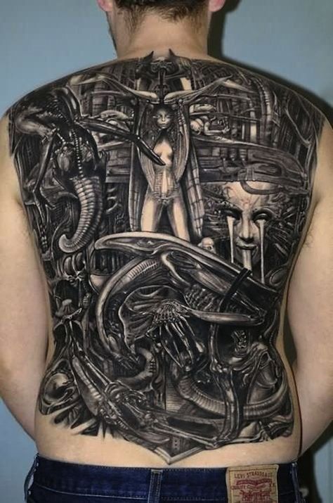 H.R. Giger works on back tattoo Hr Giger Tattoo, Giger Tattoo, Biomech Tattoo, Hr Giger Art, Biomechanical Tattoo Design, Realistisches Tattoo, Giger Art, Mechanic Tattoo, Surreal Tattoo