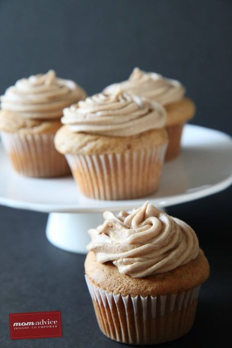 Snickerdoodle Cupcakes Perfect Cupcake Recipe, Snickerdoodle Cupcakes, Snickerdoodle Cake, Yellow Cake Mix Recipes, Pumpkin Cupcake Recipes, 4 Cupcakes, Cake Mix Cupcakes, Fall Cupcakes, Easy Cupcakes