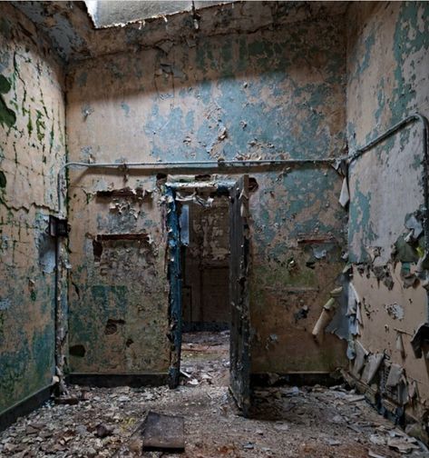 Abandoned Prisons, Matthew Christopher, Old Abandoned Buildings, Abandoned Asylums, Abandoned Cities, Old Abandoned Houses, Newark New Jersey, Abandoned Hospital, Essex County