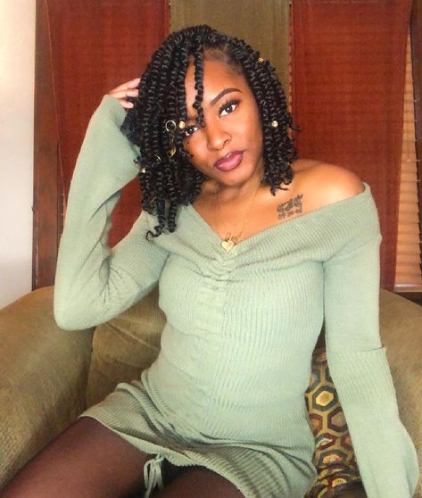 Shoulder Length Passion Twists Passion Twists Hairstyle Shorts, Shoulder Length Passion Twists, Fierce Hairstyles, New Year Hairstyle, Passion Twists, Hair Boutique, Hair Twist, Twist Styles, Beautiful Natural Hair