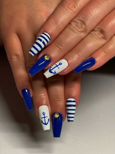 Sailing Nails Design, Anchor Nails Designs, Cruise Acrylic Nails, Boating Nails, Cruise Ship Nails, Blue Anchor Nails, Nails For Cruise, Cruise Nail Ideas, Pirate Nail Art