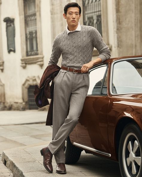 Ralph Lauren (@ralphlauren) • Instagram photos and videos Ralph Lauren Men Outfits, Cold Fashion, Pullovers Outfit, Leather And Brass, Mens Casual Outfits Summer, Gents Fashion, Carryall Tote, Fashion Suits For Men, Mens Fashion Fall