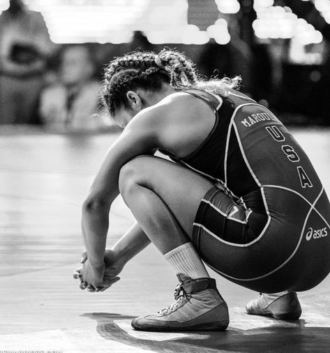 Wrestling Girl Aesthetic, Wrestling Senior Pictures Female, Girls Wrestling Aesthetic, Wrestling Photoshoot, Wrestling Photography, Wrestling Motivation, Wrestling Senior Pictures, Wrestling Aesthetic, Wrestling Workout