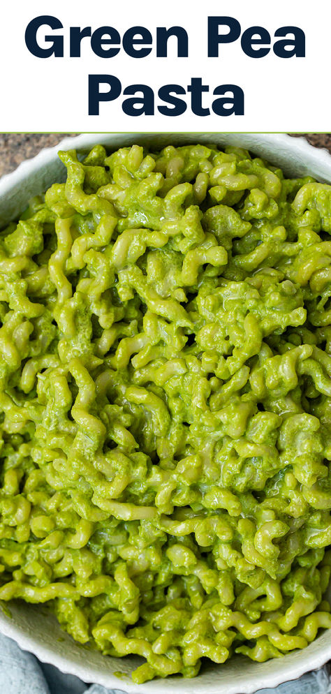 Green pea pasta in a bowl. Green Pea Pasta Sauce, Dinner Ideas Dairy Free, Green Pea Pasta, Pasta Sauce Dairy Free, Easy Meals Dinner, Pasta Easy Dinner, Green Pasta Sauce, Peas Pasta, Dinner Recipes Vegan