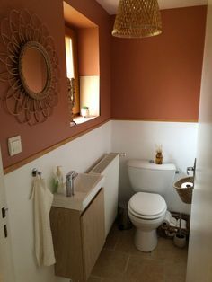 Terracotta Downstairs Toilet, Orange Downstairs Toilet Ideas, Terracotta Small Bathroom, Small Bathroom Terracotta, Terracota Bathroom Color Schemes, Terracota Bathroom Ideas, Walking Shower Ideas, Terra Cotta Bathroom, Walking Shower