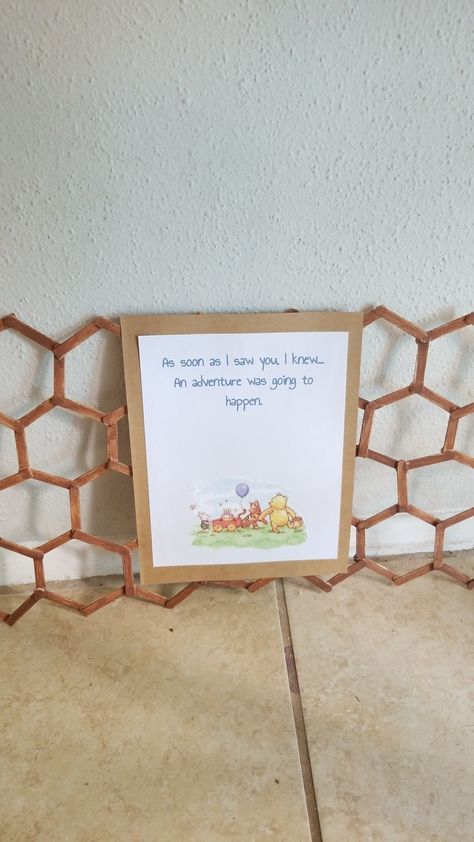 Winnie the pooh backdrop, table decor, honeycomb diy Honeycomb Backdrop, Diy Honeycomb, Party Photos, Diy Party, Honeycomb, Wedding Shower, Winnie The Pooh, Photo Frame, Photo Wall