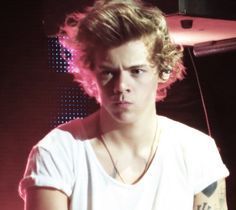 Harry Styles Angry, Anne Cox, Annoyed Face, One Direction Fan Art, One Direction Live, Harry Styles Face, Harry Styles 2013, Harry Styles Imagines, Harry Styles Cute