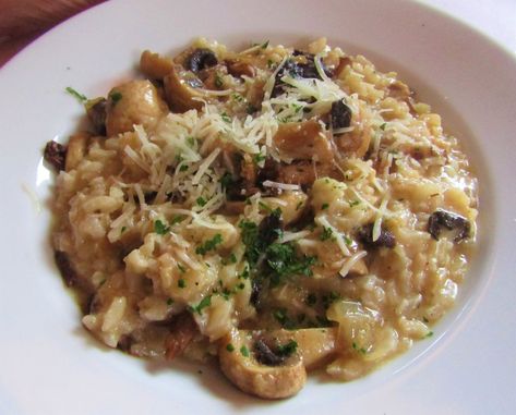 Brown Rice Risotto with Mushrooms, Cabbage, and Thyme Recipe Brown Rice Risotto, Rice Risotto, Mushroom Broth, Thyme Recipes, Risotto Rice, Mushroom Risotto, Risotto Recipes, Soup Season, Whole Grains