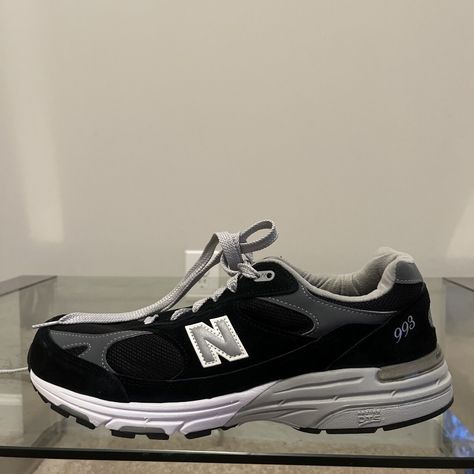 New Balance 993 Heritage Collection Black White MR993BK Size 12 EE Made in USA Get a price at https://copapair.com/new-balance-993-heritage-collection-black-white-mr993bk-size-12-ee-made-in-usa/ New Balance 993, Prada Boots, New Sneakers, Heritage Collection, Dc Sneaker, Puma Sneaker, New Balance, Burberry, Made In Usa