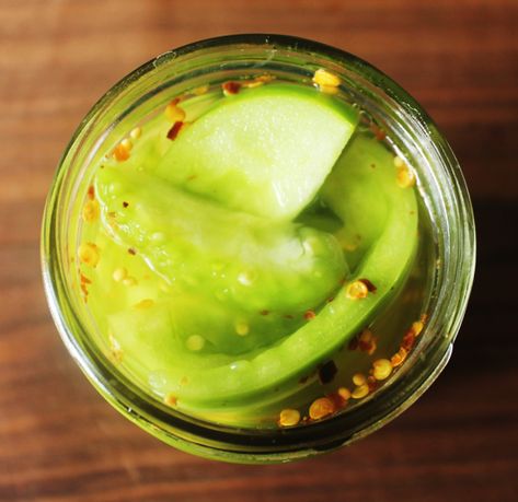 Sweet And Spicy Pickled Green Tomatoes, Spicy Pickled Green Tomatoes, Pickled Green Tomatoes Recipe Easy, Pickled Green Cherry Tomatoes Recipe, Canning Green Tomatoes, Pickled Recipes, Pickled Green Tomatoes, Pickled Tomatoes, Canned Plums