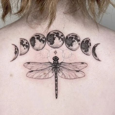 Dragonfly Tattoo Ideas, Dragonfly Tattoos, Small Dragonfly Tattoo, Tattoo Moon, Dragonfly Tattoo Design, Watercolor Dragonfly, Men's Fashion Tips, Colorful Dragonfly, Insect Tattoo