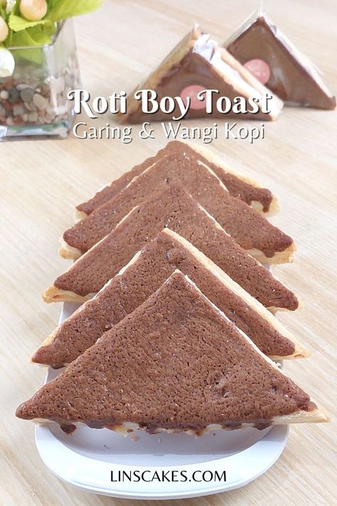 roti boy toast roti renyah Rotiboy Recipe, Roti Boy, Roti Bread, Roti Bakar, Pembuat Roti, Quick Cooking Recipes, Breads & Buns, Interesting Food, Cooking Recipe