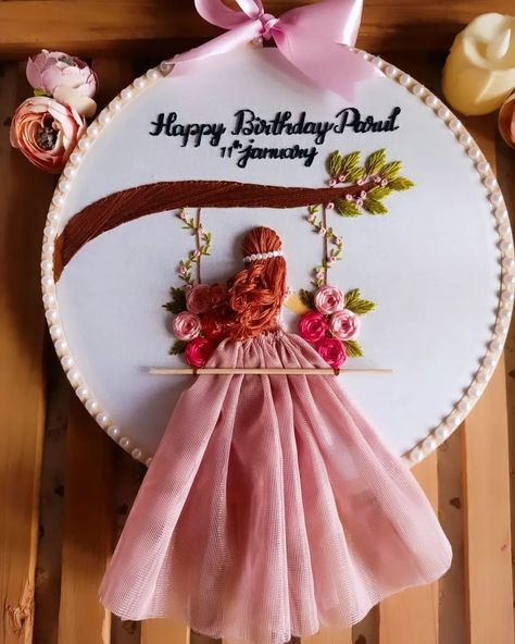 Birthday handmade embroidery hoop 💖🥳🌸 Customized your special day with this embroidery hoop 💖 Dm for order 🎁🥳 . ...... @priccis_homecraft Tshirt Embroidery, Pretty Gift Wrapping Ideas, 25th Bday, Simple Hand Embroidery Patterns, Handmade Embroidery, Wrapping Ideas, Hand Embroidery Patterns, Pretty Gift, Hoop Art