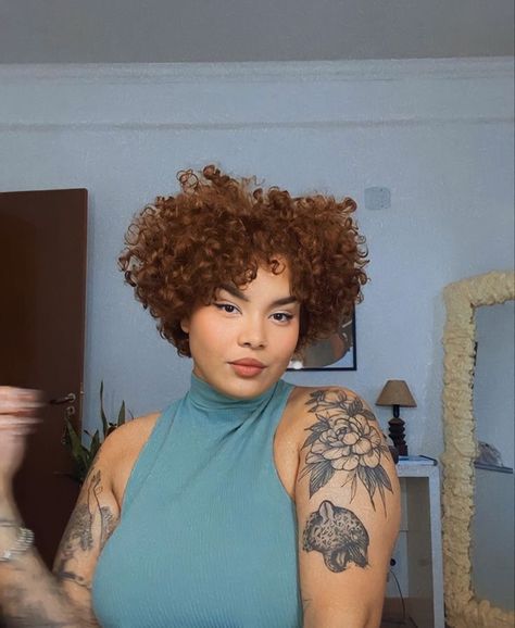 Coily Pixie Haircut, Short Curly Afro, Curly Hair Beauty, Curly Pixie Haircuts, Natural Curly Hair Cuts, Medium Length Curly Hair, Natural Hair Cuts, Colored Curly Hair, Short Curly Haircuts